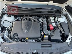 تۆیۆتا کامری